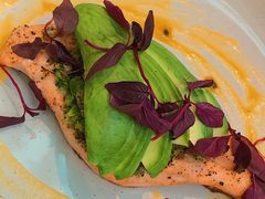 牛油果雜餡三文魚-农畉LONFOOD(福田星河COCOPark店)