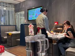 -海底捞火锅(长宁路龙之梦店)