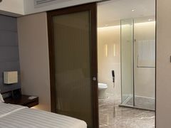 -广州中心皇冠假日酒店