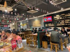 大堂-木屋烧烤(岗顶二店)