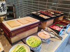 -南郊宾馆·风味自助餐厅·山东十六地市特色菜