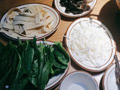 -纳鲁孜·新疆特色餐厅(上海悦荟广场店)