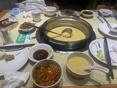 -煲大王猪肚鸡·椰子鸡火锅(红谷滩万达店)