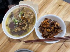 -文山荷鲜居(翠湖店)