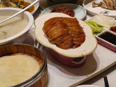-梅利汴京烤鸭•开封豫菜地标店(东大街店)