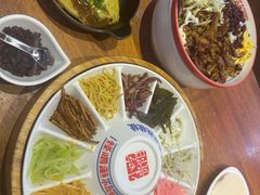 -怪噜范·老贵阳街头名小吃(鸿通城店)