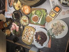 -草家酱蟹炭火烤肉店(珲春南路二店)