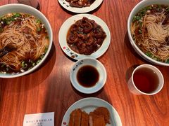 -裕兴记•蟹黄面馆(人民广场店)