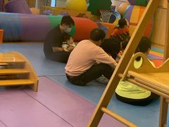 -金宝贝早教(富力广场中心)