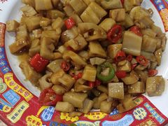 -江城燕子大排档(江汉路步行街店)