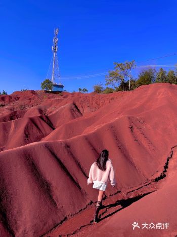 红沙漠人均20元锻炼构图技巧