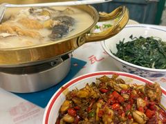 -堂瓦里·33年传统赣菜(第一街区店)