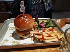 -HUZI虎滋精酿餐吧(京西大悦城店)