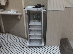 -PE SALON