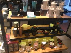 零售区-星巴克(广州百信广场东区店)