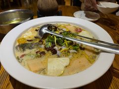 -花溪雨·森林餐厅(石基店)