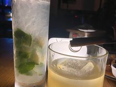 -三两三民谣咖啡清吧