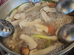 -老石黑山羊毛驴肉火锅(金凯广场店)
