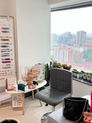 -丽心自助美甲美睫