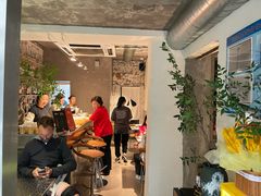 -粉八·云南米线·建水烧烤(常熟路店)