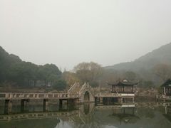 -灵岩山风景区