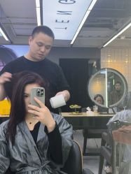 -藤野造型烫发染发