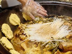 -鱼窝棚柴火铁锅炖(富山屯店)