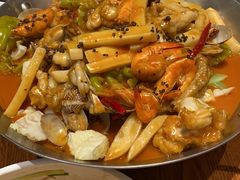 牛肝菌牛蛙霸王锅-云海肴·汽锅鸡·云南菜(苏州中心店)