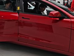 -TESLA 特斯拉(广州天环广场体验店)