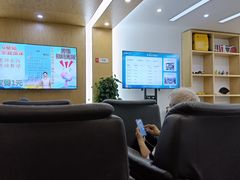 -弘仁宝佳比亚迪4S店(宝山旗舰店)