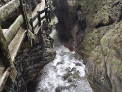 -龙水峡地缝景区