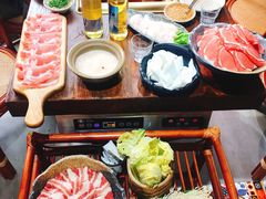 -东巴婆婆云南鱼豆花火锅(大东门店)