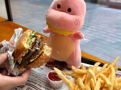 -The Habit Burger Grill 哈比特汉堡(复兴soho店)