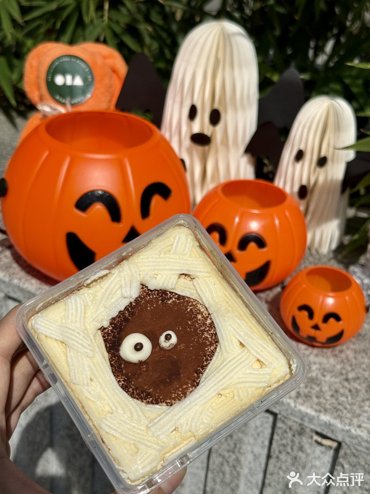 万圣节小👻出游丨被可爱的糕点迷住了