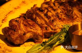 Fruitwood Charcoal Grilled Eye Fillet