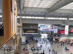 -麦当劳(上海虹桥站30B检票口楼上)