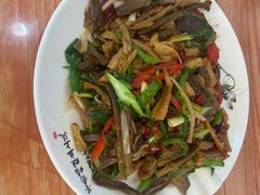 -蘑菇拌面•正宗新疆菜