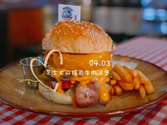 -鲨鱼美式餐厅酒吧Sharky