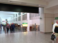 -格拉斯哥国际机场