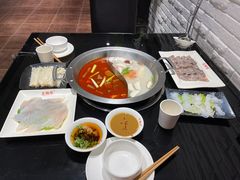 -吴记老锅底麻辣火锅(福州路店)