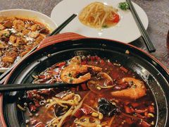 -粤尚腾香居中餐厅(首都机场希尔顿店)