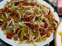 -农家院牛子炒鸡(济宁市人防办宿舍店)