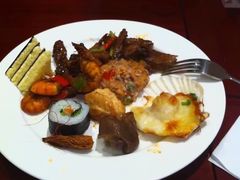 -飨食汇全日制餐厅·昆山皇冠假日酒店(九方店)