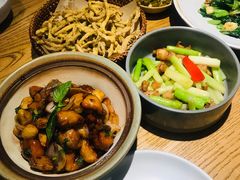金不换三杯鸡-潮粥荟·潮汕砂锅粥(朝阳大悦城店)