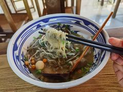 -胡大怪手工酸辣粉(安亭店)