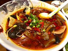 金牌毛血旺-渝是乎川渝小炒(新世界百货望京店)