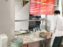 -金陵老丁家馄饨(新街口店)