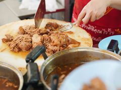-Kha Mu Charoensang(Silom)