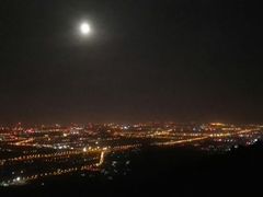-鬼笑石后山停车场