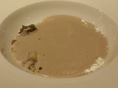 -恰餐厅及酒吧 CHAR Bar & Grill (北京丽都皇冠假日店)